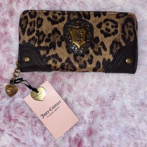 Juicy Couture Romance Hobo Gusset Single Zip Around Natural Leopard New W Tags